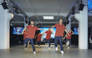 Gala180.jpg